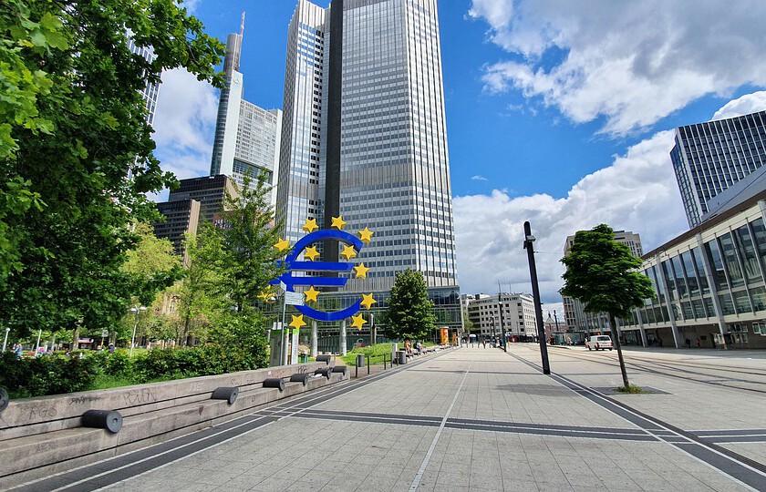 el-banco-central-europeo-creara-nfts-para-retirar-liquidez-de-los-mercados-[inocentada]