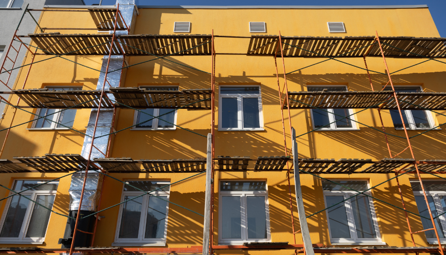 la-vivienda-en-lo-que-va-de-ano:-entre-la-expansion-del-mercado-y-la-crisis-de-acceso
