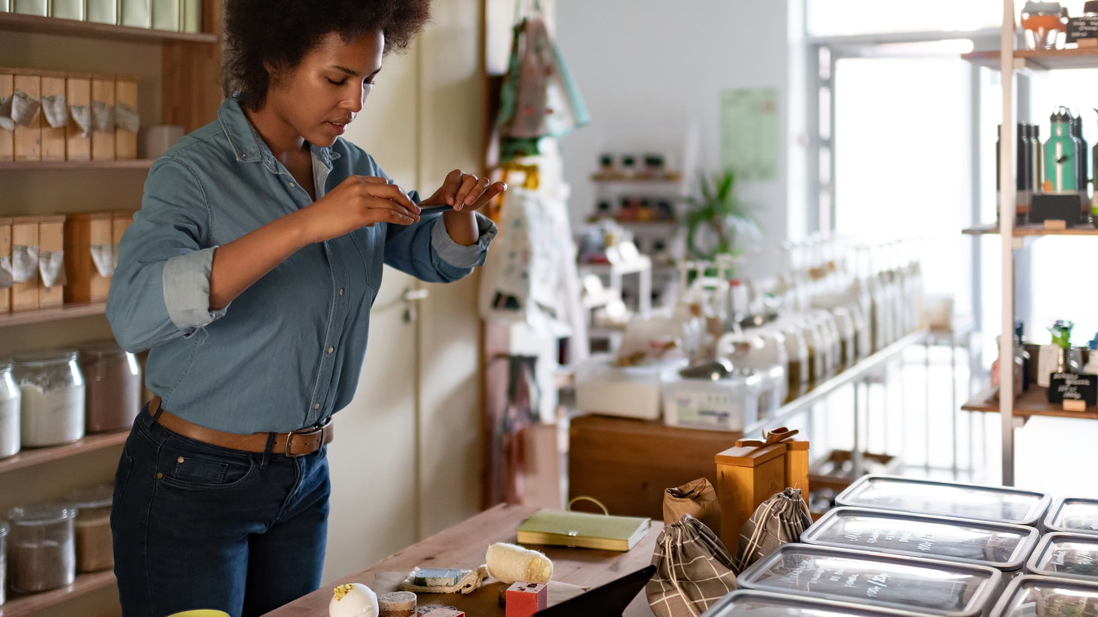 lead-generation-en-ventas-b2b:-como-atraer,-organizar-y-convertir-leads-con-tu-crm