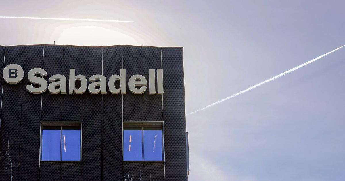 banco-sabadell-reorganiza-su-estructura-con-la-inteligencia-artificial-como-eje-central